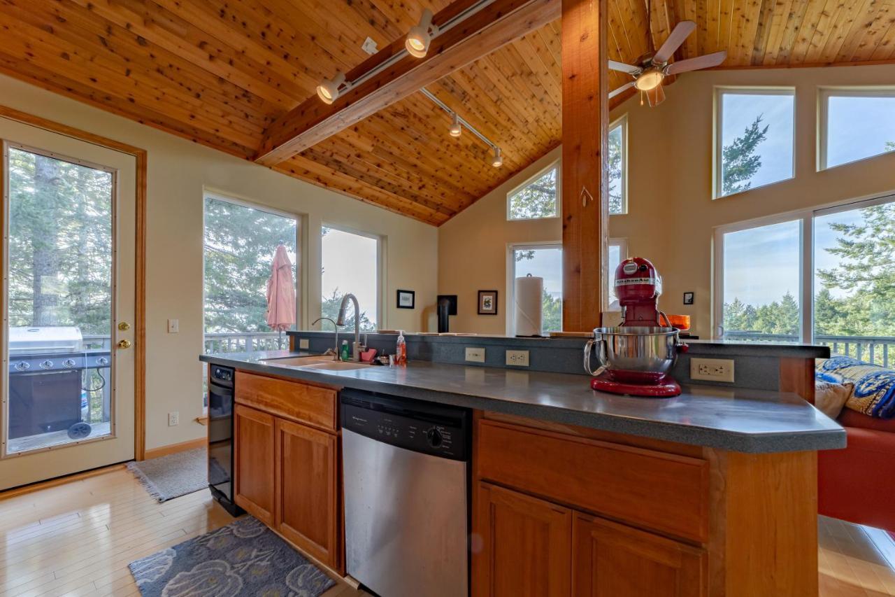 Happy Hill Retreat Villa Shelter Cove Exterior photo